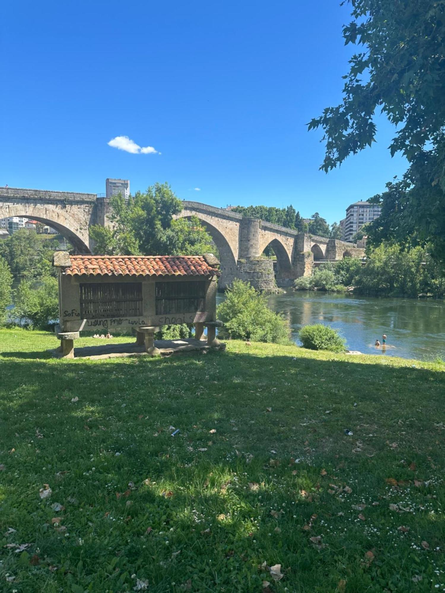 Apartamento Puente Romano Ourense Extérieur photo
